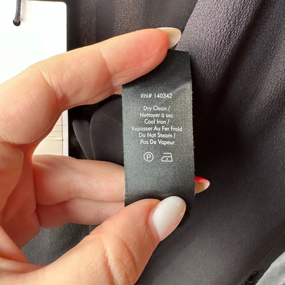 NWT Elizabeth & James dress